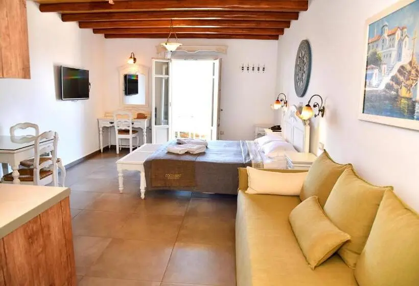 Studio Deluxe, Messaria