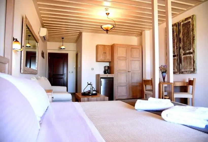 Junior Suite, Messaria