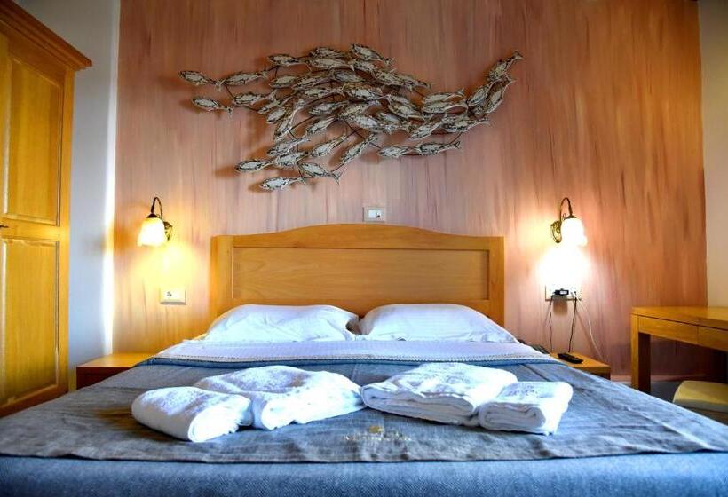 דירת חדר, Messaria