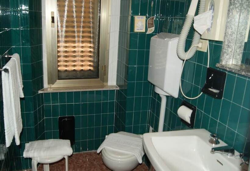 スタンダードシングルルーム, Milano