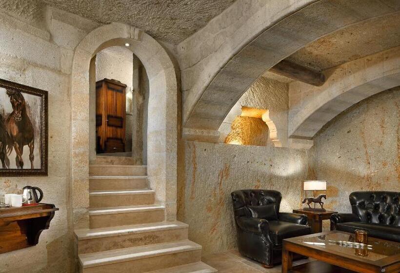 Люкс Повышенной Комфортности, Seraphim Cave Suites & Spa