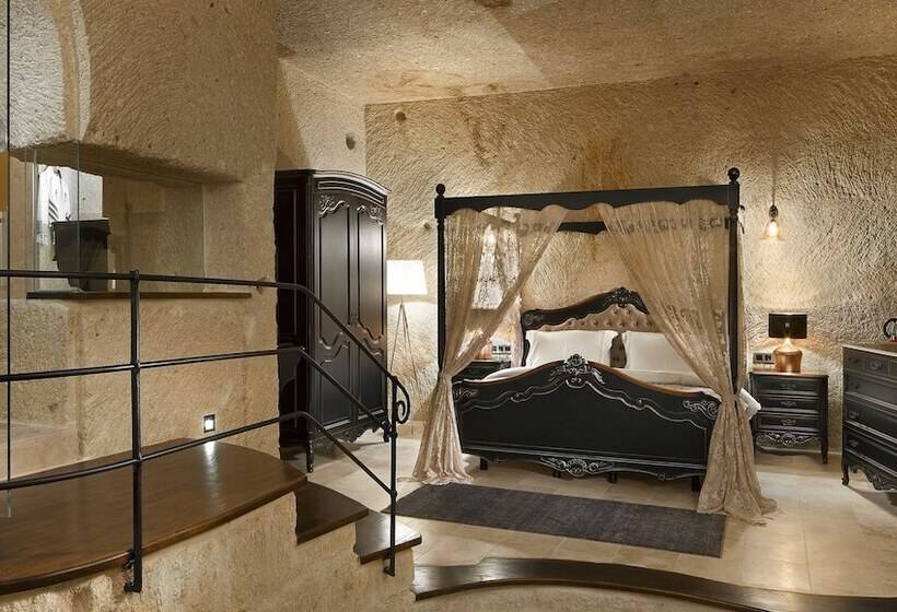 Люкс Кровать Кинг, Seraphim Cave Suites & Spa