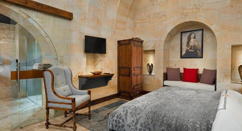 جناح ديلوكس, Seraphim Cave Suites & Spa