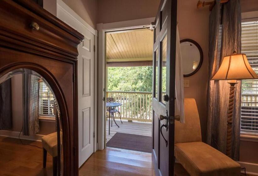 غرفة سوبيريور سرير كينج, Agustin Inn   Saint Augustine   Adults Only