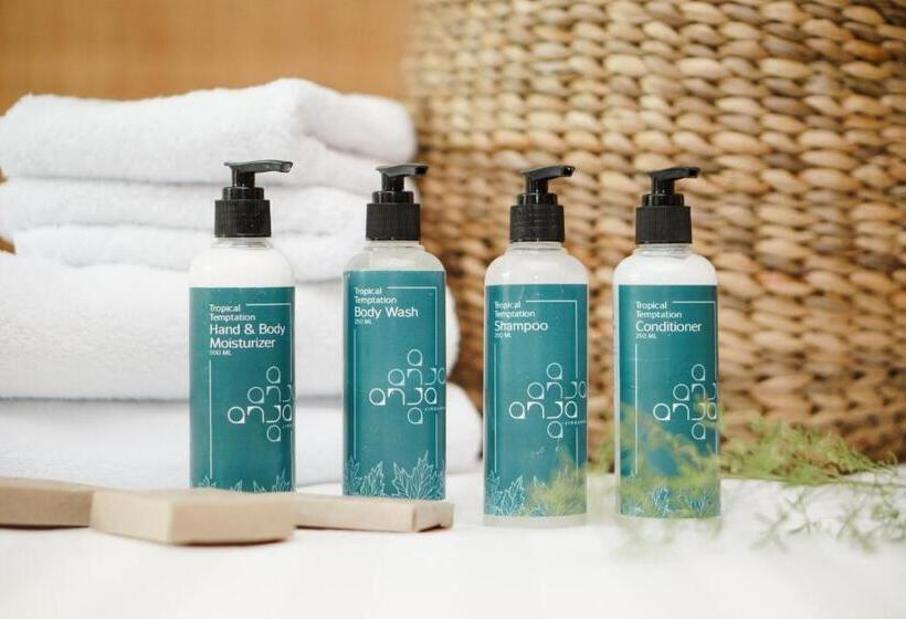 חדר סטנדרט לשלושה, Anja Jimbaran