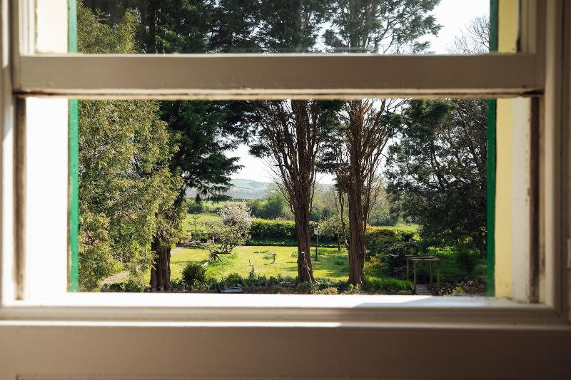 标准单人间, Elm Grove Country House