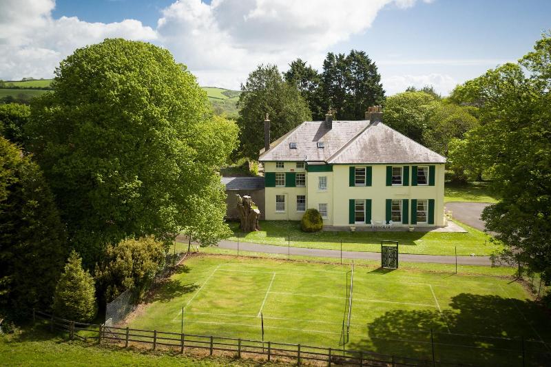 标准单人间, Elm Grove Country House