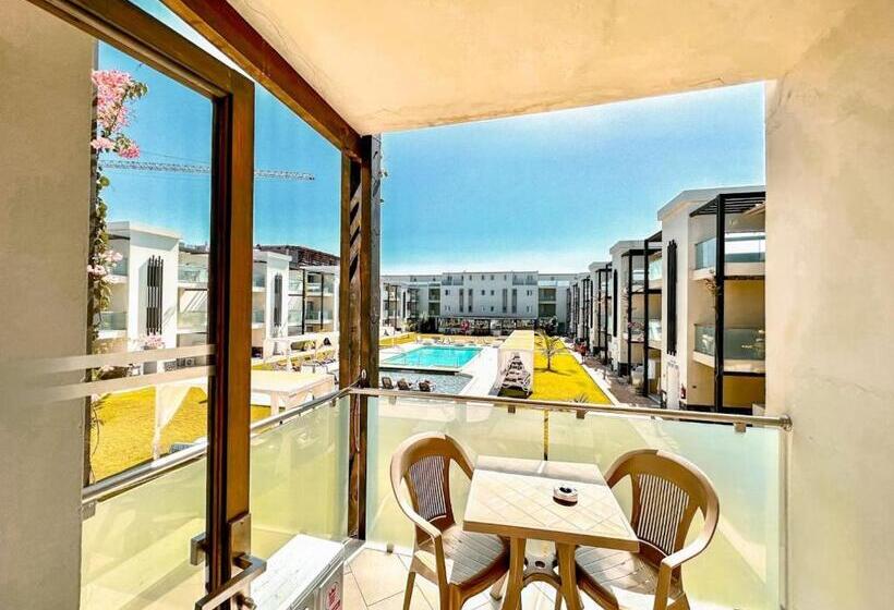 스위트, Halos Casa Resort