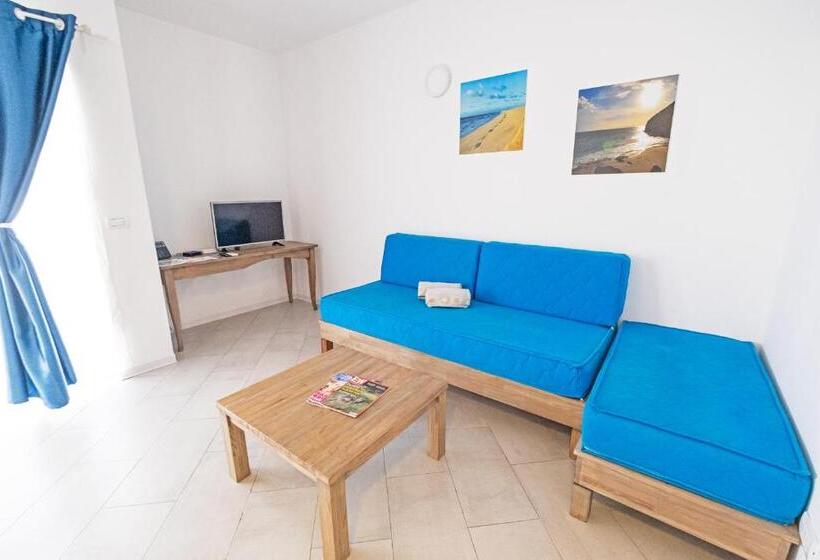 سوییت, Halos Casa Resort