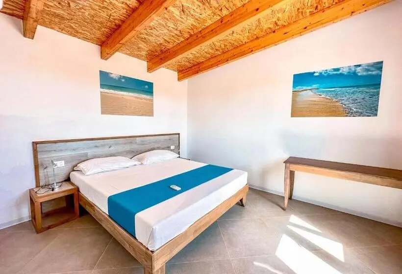 سوییت با چشمانداز دریا, Halos Casa Resort