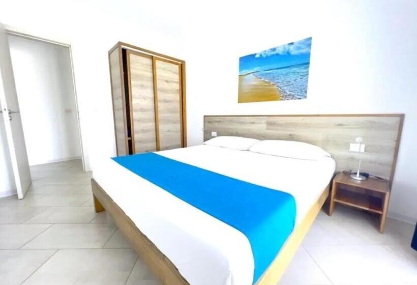 اتاق خانوادگی, Halos Casa Resort
