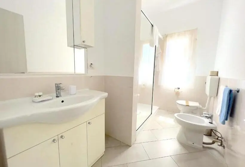 اتاق خانوادگی, Halos Casa Resort