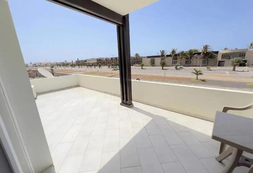 اتاق خانوادگی, Halos Casa Resort