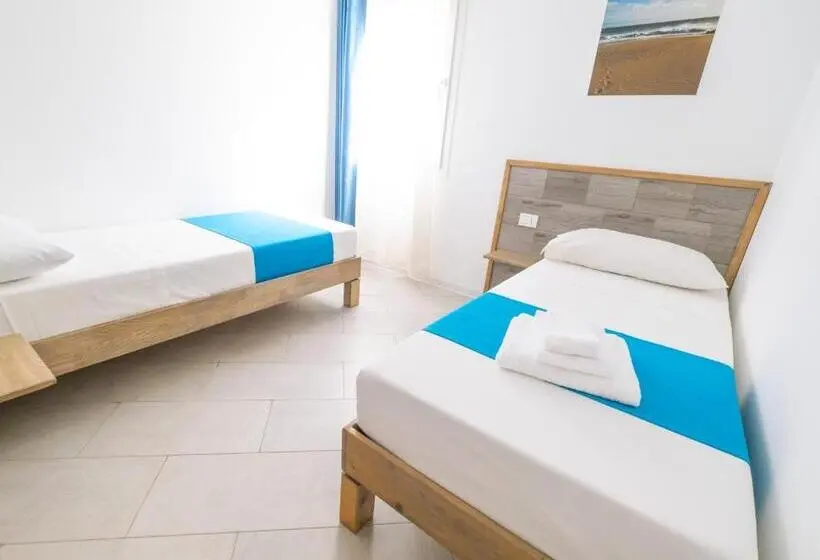 سوییت با چشمانداز دریا, Halos Casa Resort