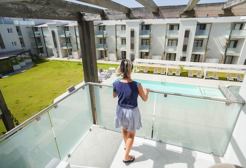 클래식 스위트, Halos Casa Resort