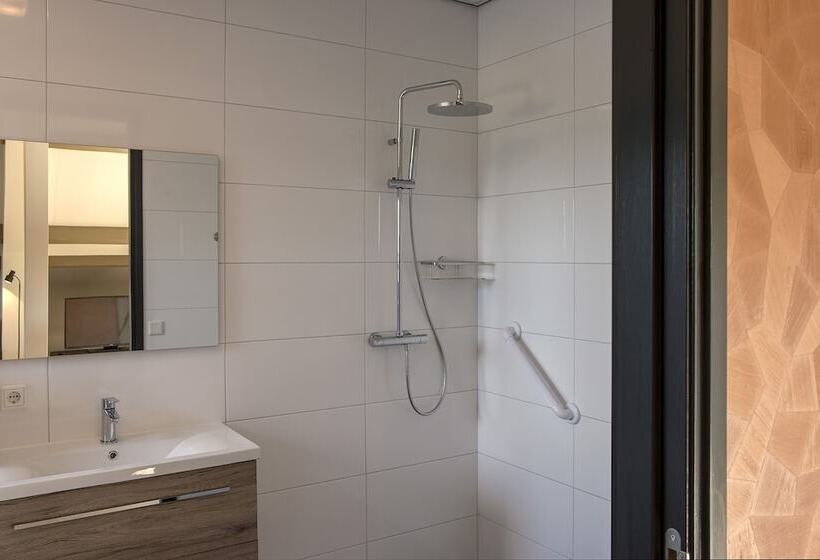 标准间, Heuvelrijk Berg En Dal