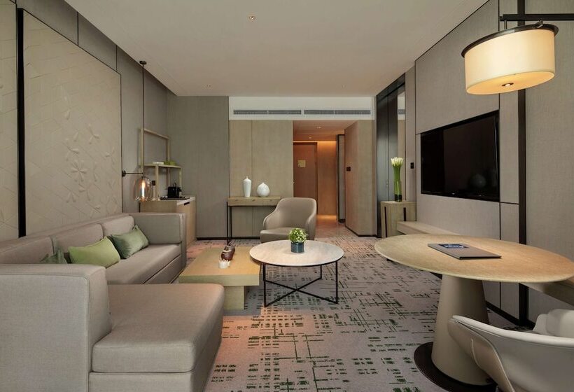סוויטה אקזקיוטיב, Hilton Chengdu Chenghua