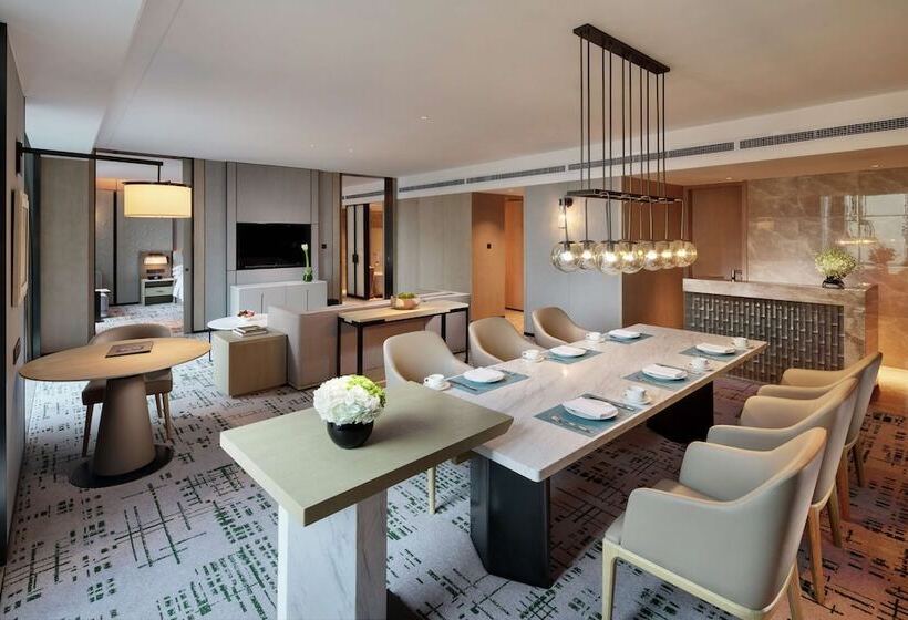 סוויטה, Hilton Chengdu Chenghua