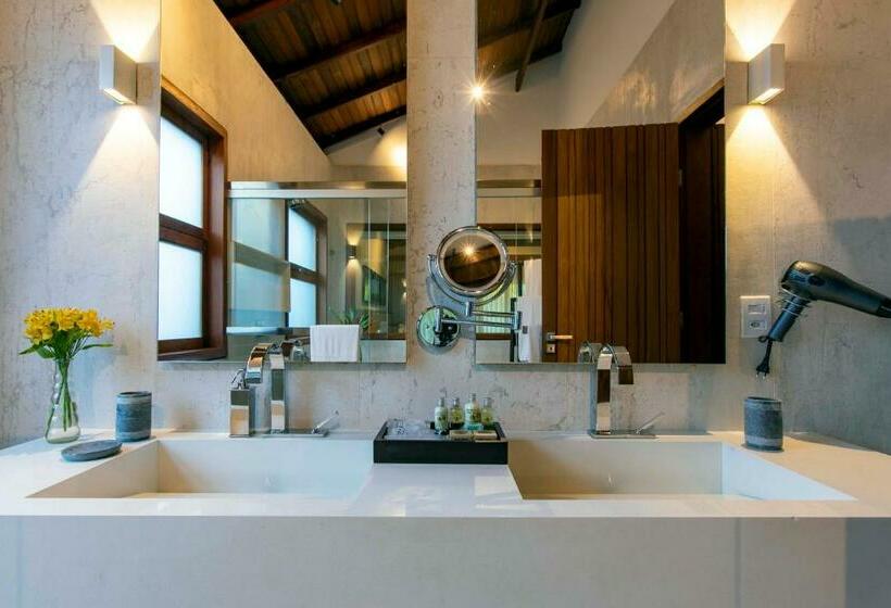 带按摩浴盆的套房, Kuara