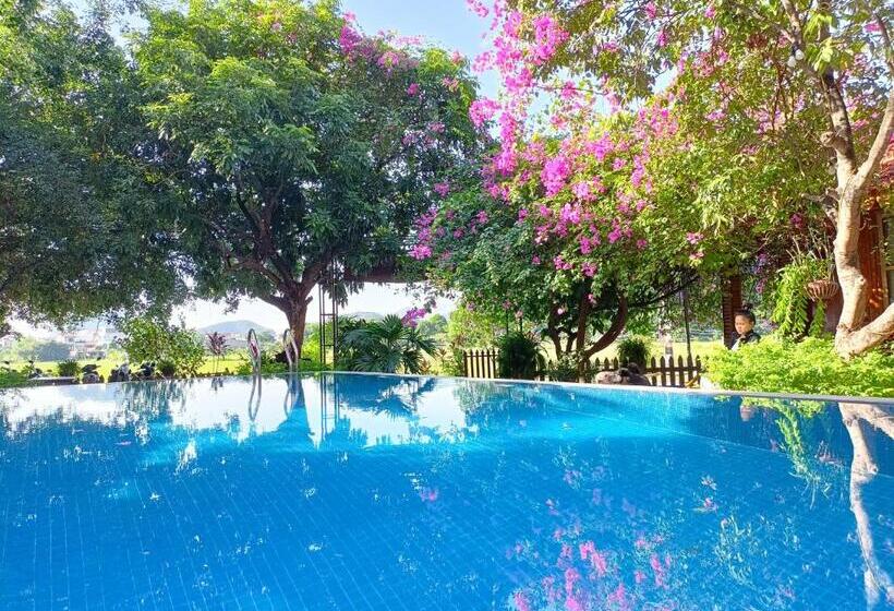 اتاق خانوادگی با چشم‌انداز کوه, Tam Coc Sunshine Homestay
