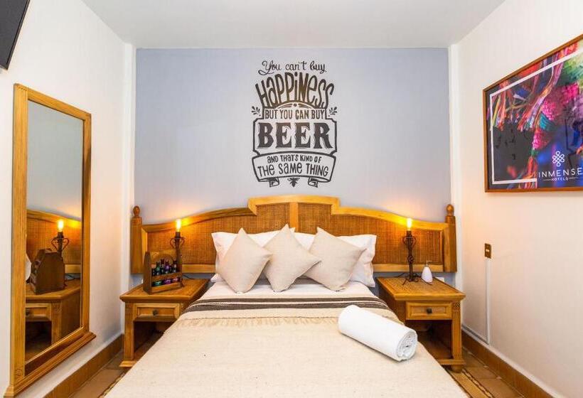 Полулюкс, Mala Vecindad Beer