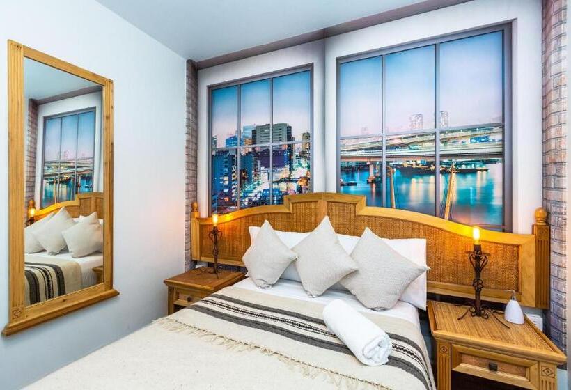 Полулюкс, Mala Vecindad Beer