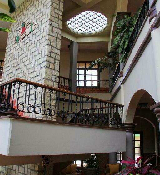 اتاق استاندارد با بالکن, Plaza Copan