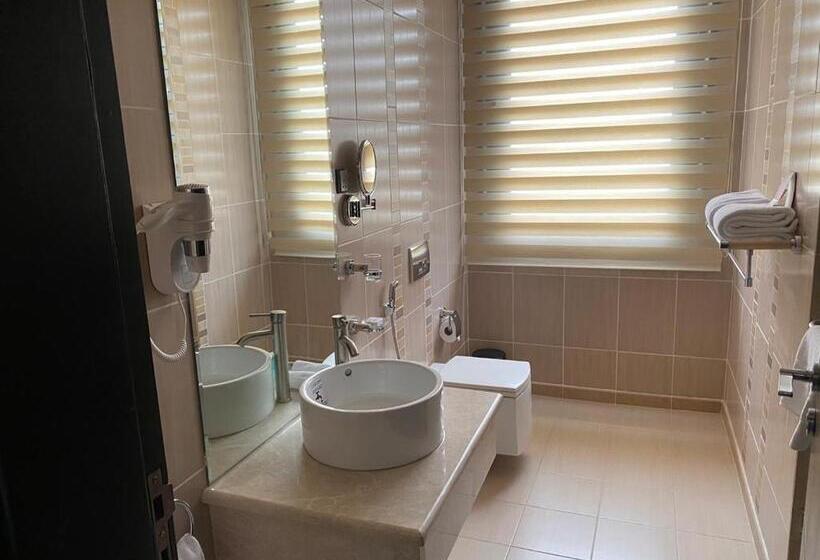 デラックススイート ビュー付き, Q Suites Jeddah By Ewa