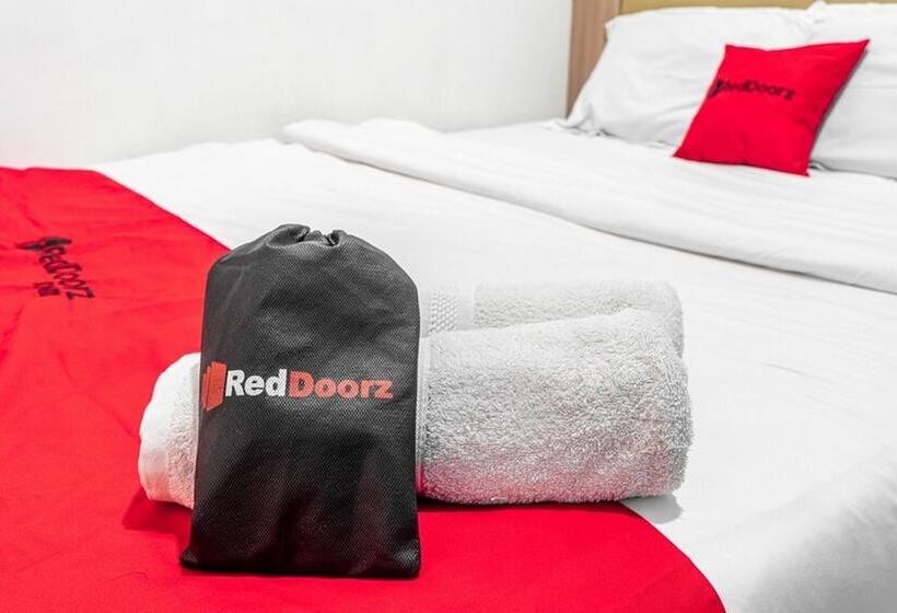 Номер Стандарт, Reddoorz @ Kebon Kacang