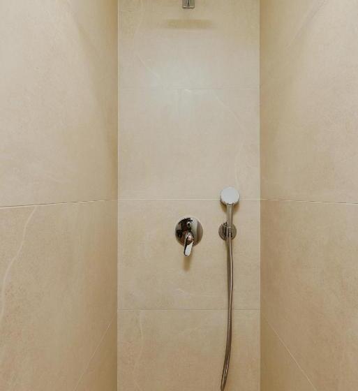 اتاق خانوادگی با چشمانداز دریا, Vila Perast Boutique