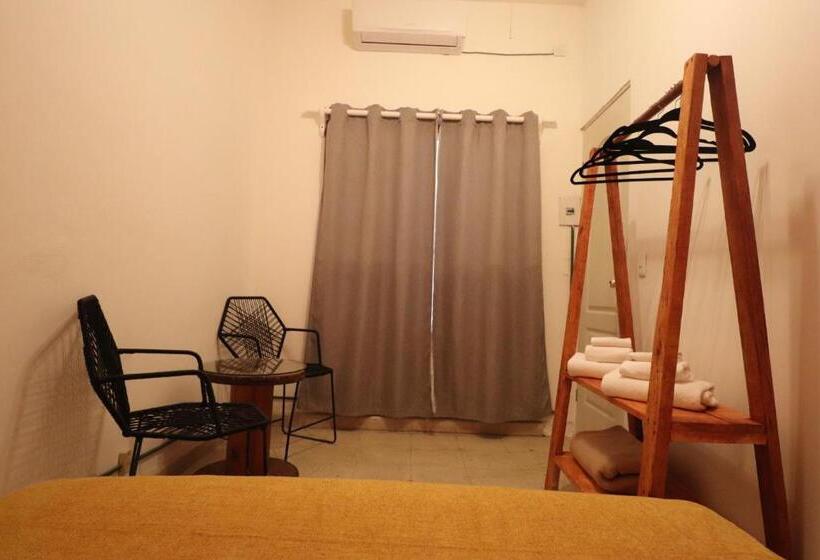 Economy Zimmer, Wabi Hostel