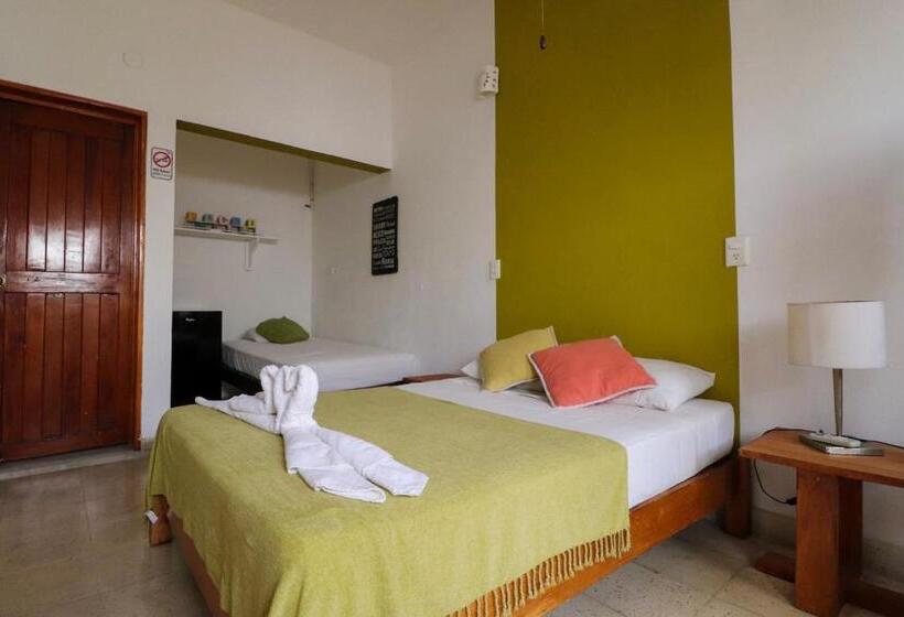 스탠다드 트리플 룸, Wabi Hostel