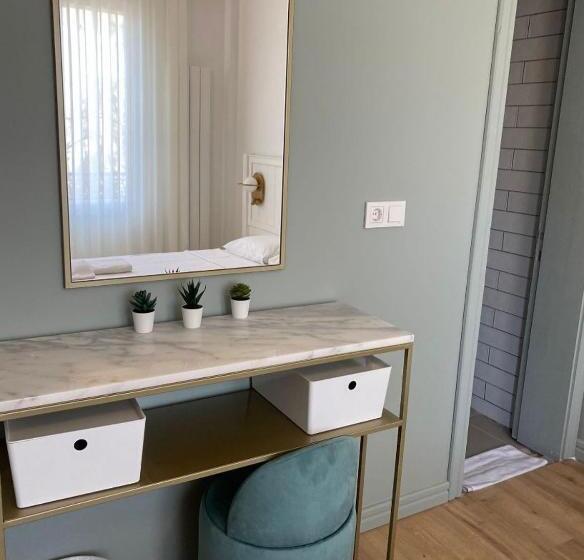 חדר בסיסי, Cenar Konak Butik