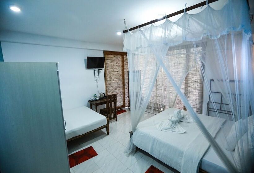 高级三人间, Ella Flower Garden Resort