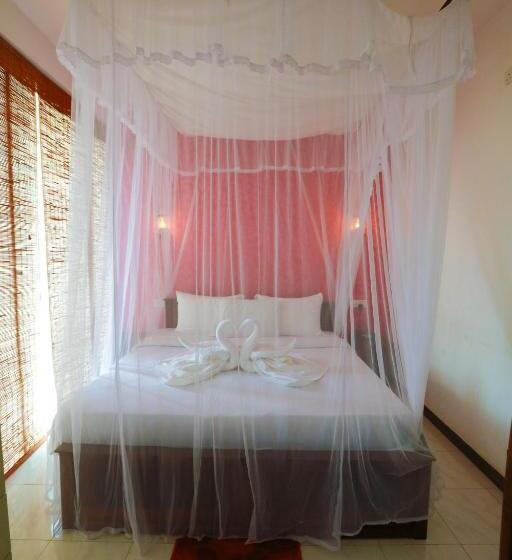 スーペリアトリプルルーム, Ella Flower Garden Resort