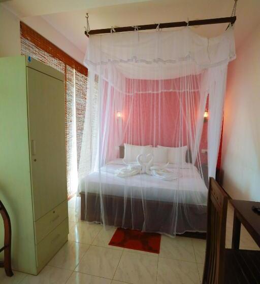 スーペリアトリプルルーム, Ella Flower Garden Resort