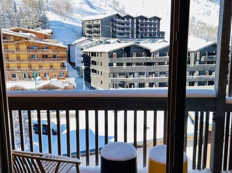 标准间, The People Les 2 Alpes