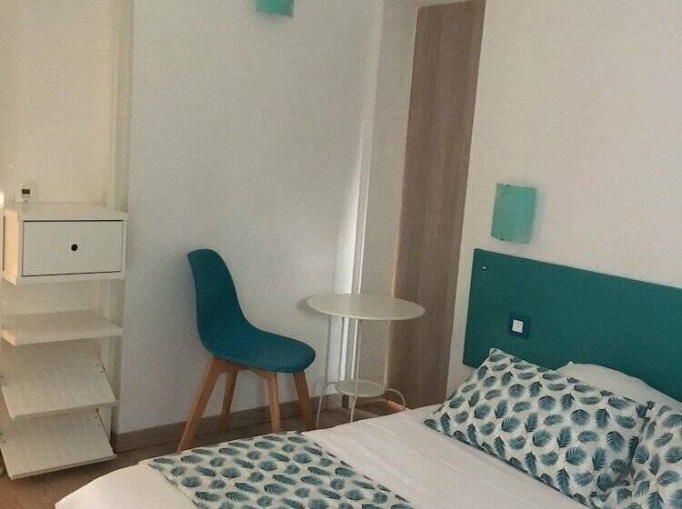 חדר סופריור, Brit Hotel Salon De Provence