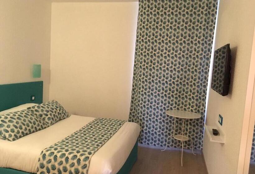 סוויטה משפחתית, Brit Hotel Salon De Provence