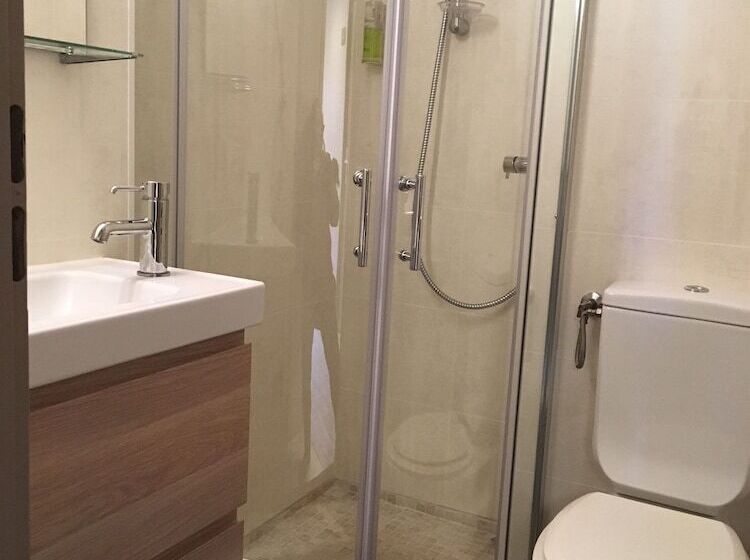 חדר סופריור, Brit Hotel Salon De Provence