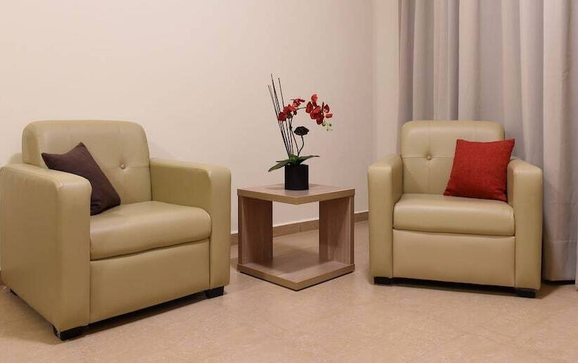 سوییت جونیور, Byblostar