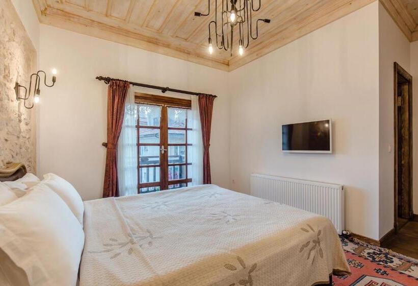 Quarto Estandar com Sacada, Isparta Historical Mansion Eskiciler Konağı   Cittaslow