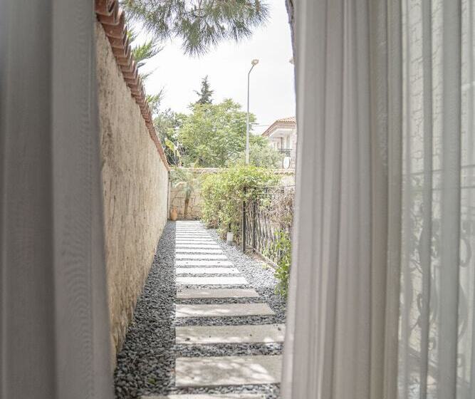 Bungalow Standard, Sandal Alaçatı   Adult Only