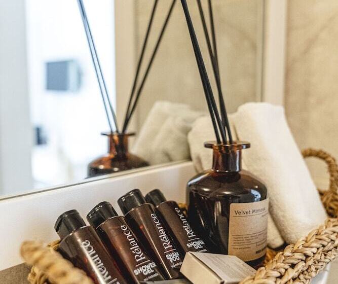 Camera Standard, Sandal Alaçatı   Adult Only