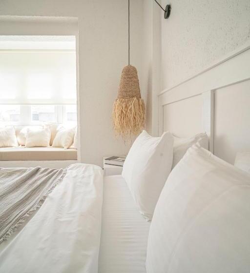 Camera Superiore, Sandal Alaçatı   Adult Only