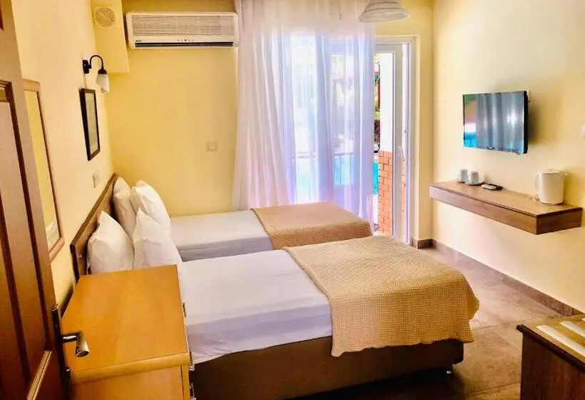 اتاق استاندارد, Ten Apart