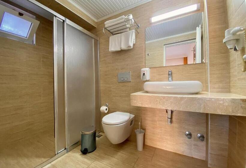 プールの見える１ベッドルームアパートメント, Ten Apart