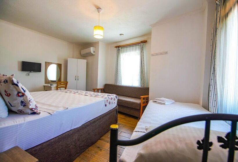 اتاق لوکس چهار تخته, Bozcaada Hotel Vitis