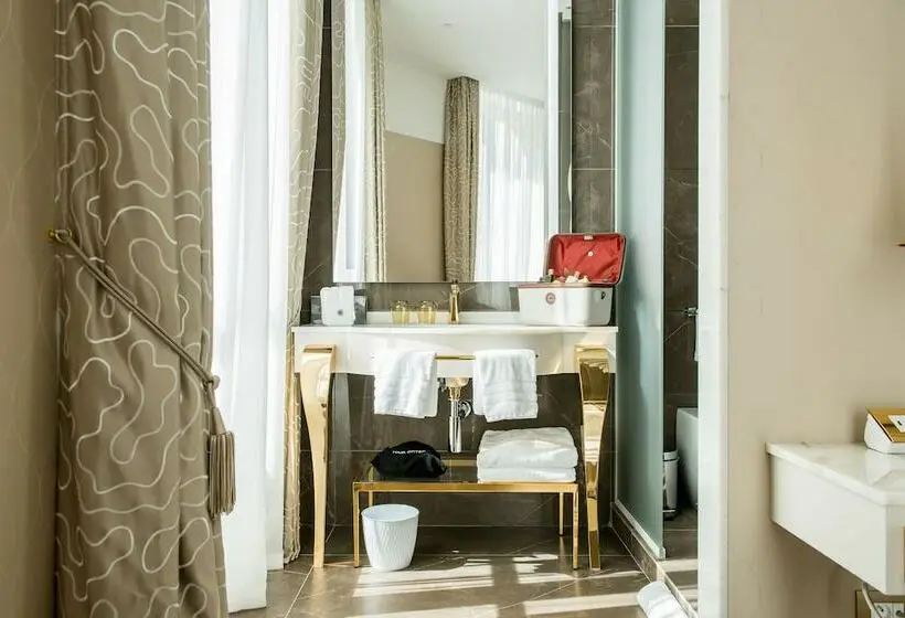 اتاق اجرایی, Boscolo Lyon Hotel & Spa