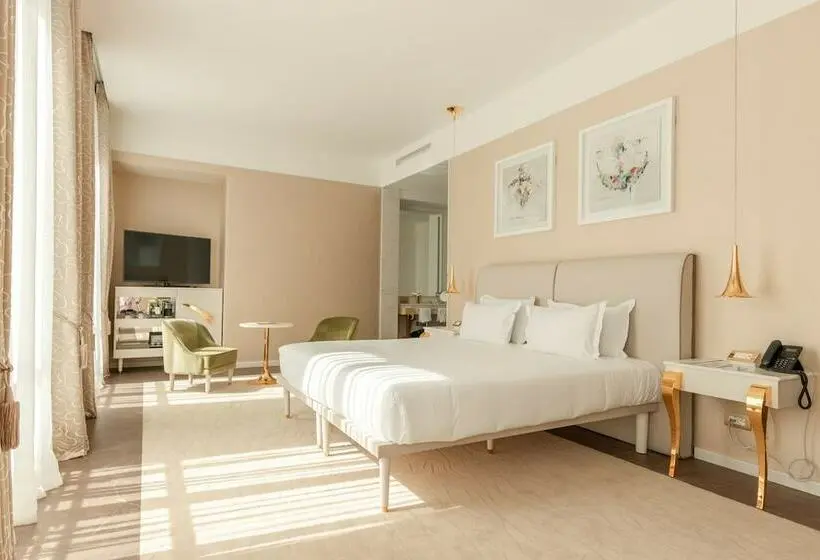 سوییت جونیور, Boscolo Lyon Hotel & Spa
